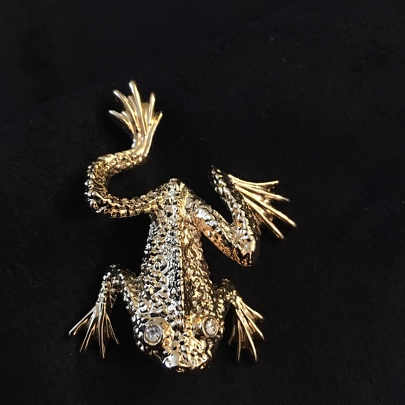 Pin - Picture 2 of 2